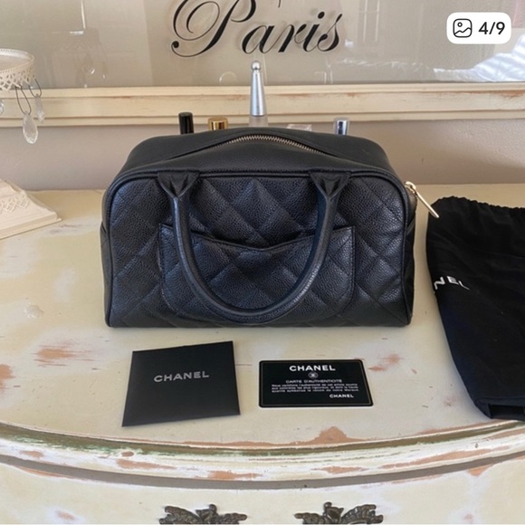 CHANEL QUILTED CAVIAR BOWLER - Picture 4 of 9